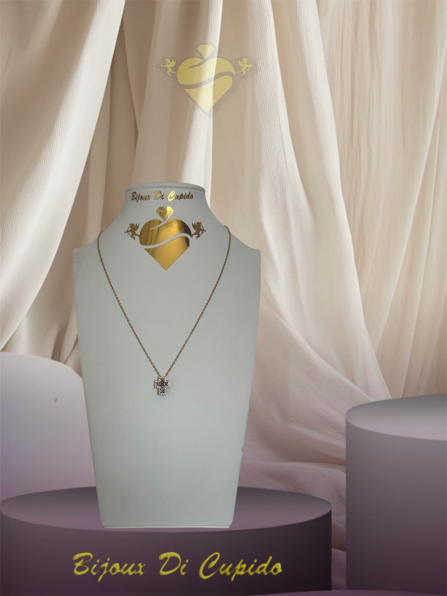Collana Croce Delicata