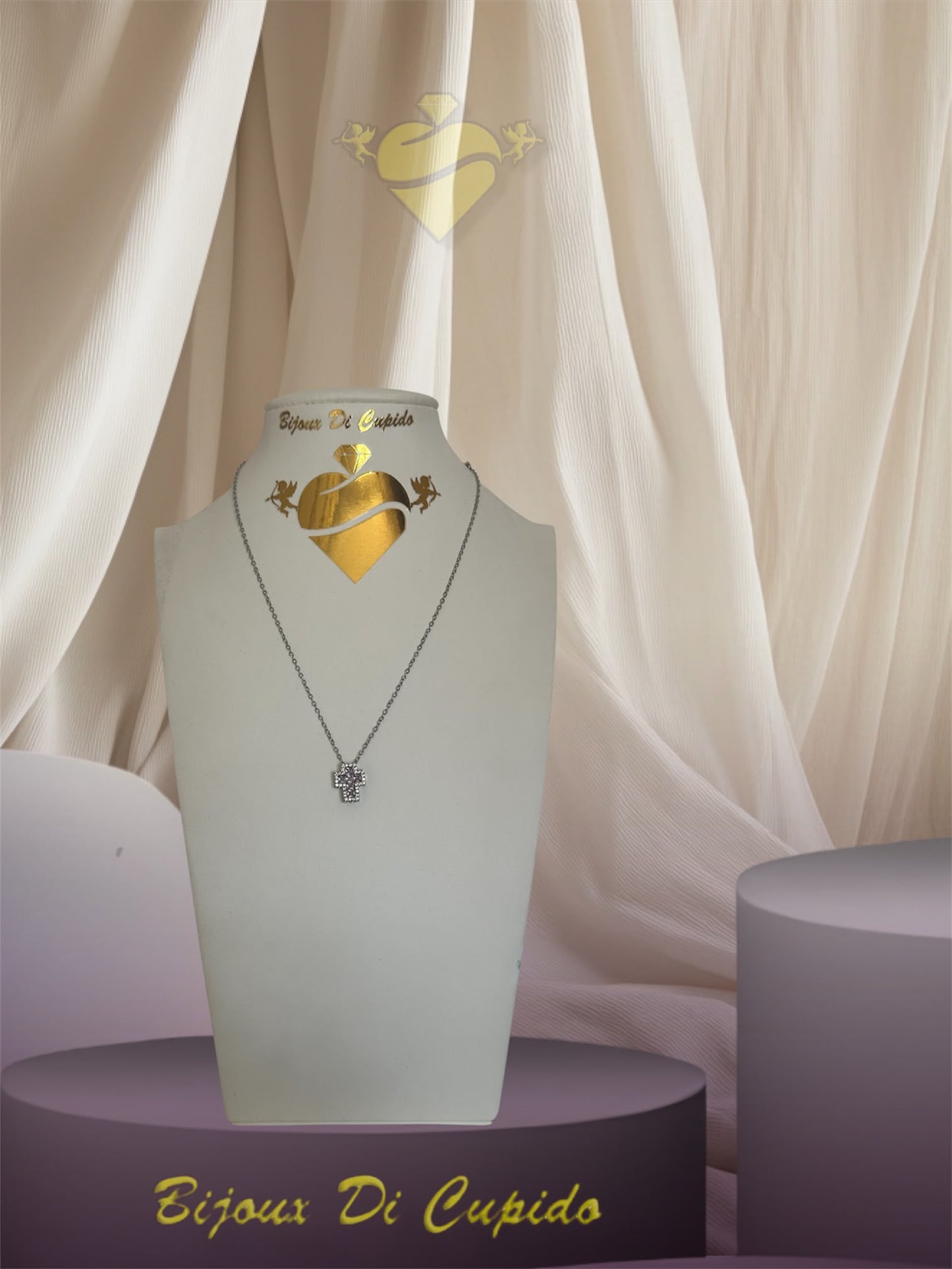Collana Croce Delicata
