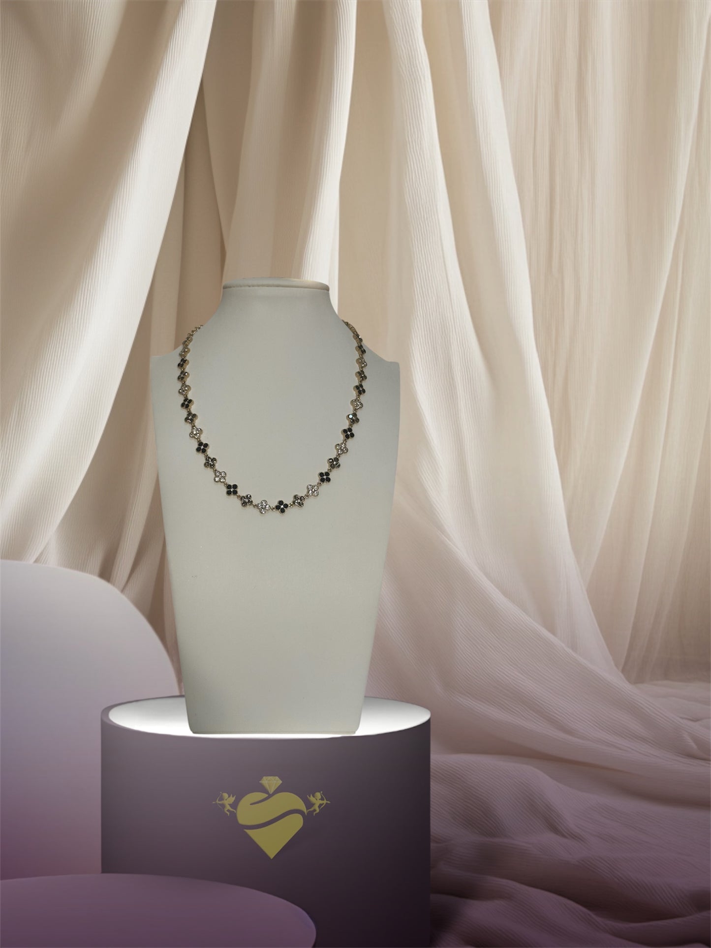 Collana Carezza di Petali